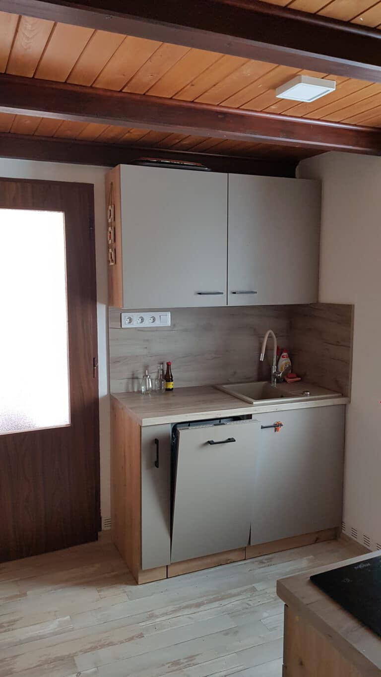 renovace chalupy koberice 7